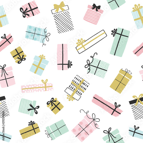 Gift boxes pattern in hand drawn doodle style. Seamless background with presents. Birthday party. Illustration for greeting cards, invitations, posters. 