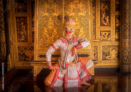 Obraz na plátne Khon is art culture Thailand Dancing in masked