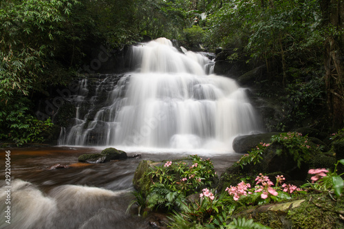 Fototapeta Naklejka Na Ścianę i Meble -  Man Daeng Waterfall at Phu Hin Rong Kla National Park, Phitsanulok