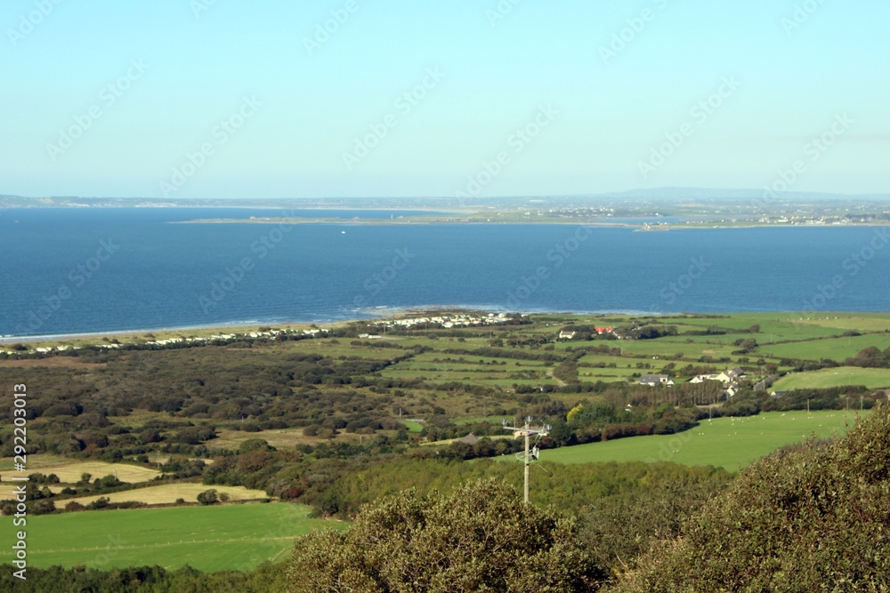 Irische Landschaft auf der Halbinsel von Dingle (Irland)