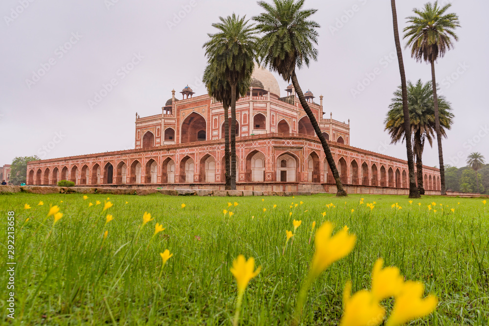 Naklejka premium humayun tomb delhi