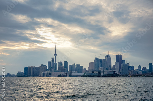 skyline of City Toronto at sunset © TingRong