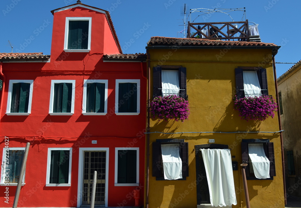 Bunte Hausfassaden auf der Insel Burano