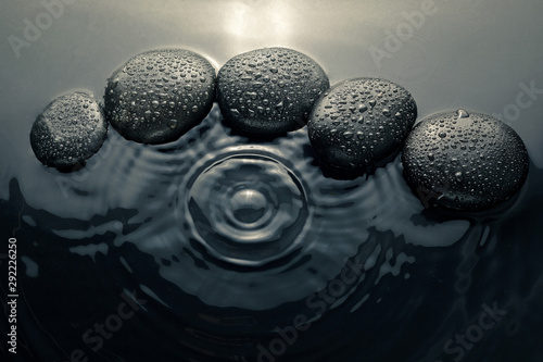 Canvas Print shiny zen stones with water drops. Top view