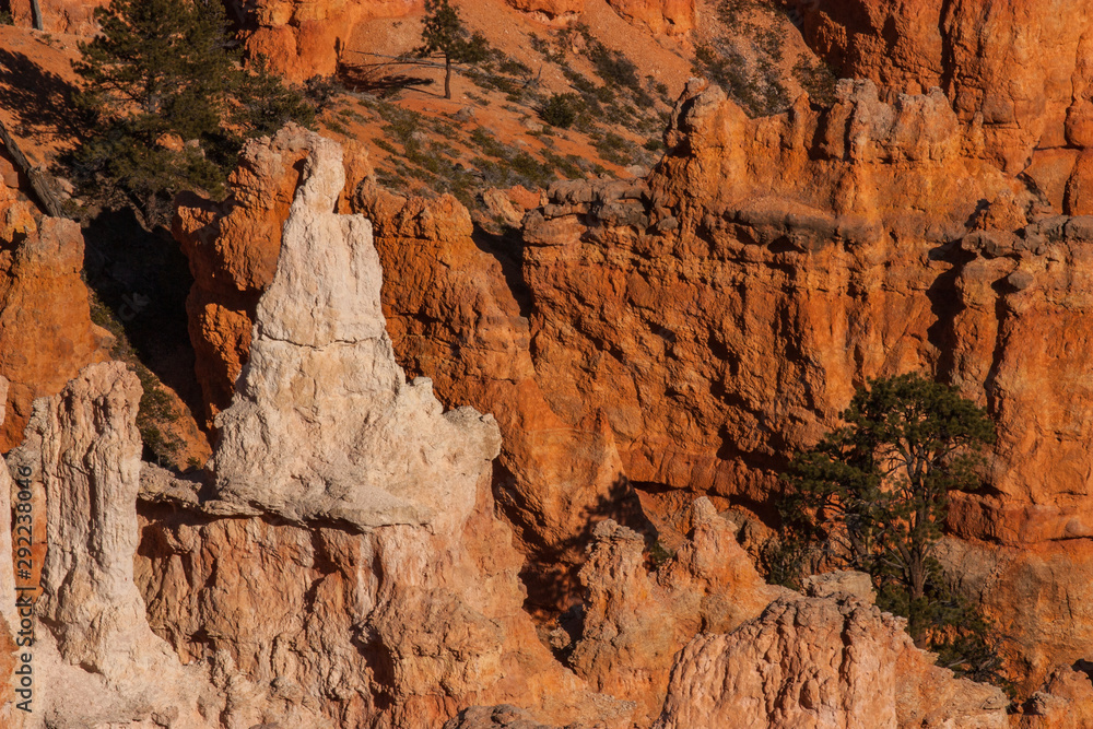 Hoodoo Queen Mary, Bryce Canyon National Park, Utah, USA. Hoodoo Queen Mary, Bryce Canyon National Park, Utah, USA.