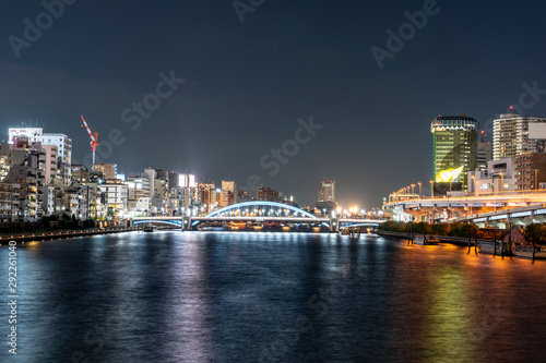 Wallpaper Mural 隅田川の風景　ライトアップした駒形橋 Torontodigital.ca