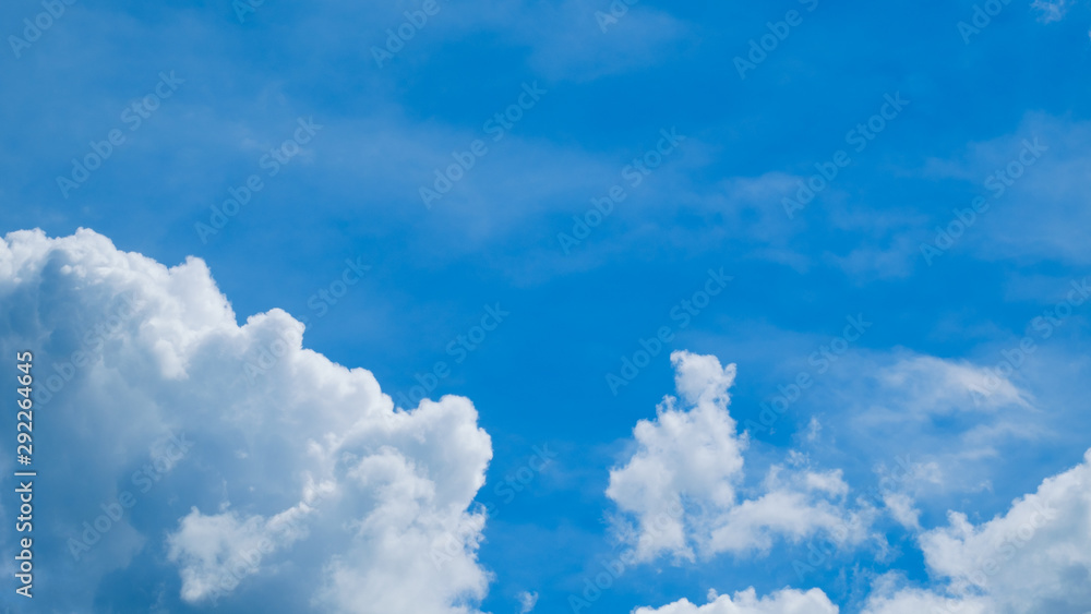 写真素材 青空空夏の空背景背景素材9月コピースペースstock Photo Adobe Stock