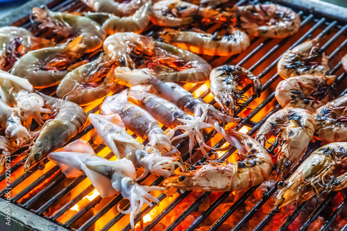 Slika na platnu Squid Octopus grilling steamed barbecue
