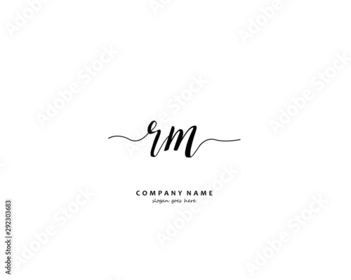 RM Initial handwriting logo vector