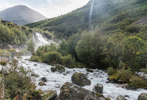 Briksdalbreen Wasserfälle, Norwegen photo