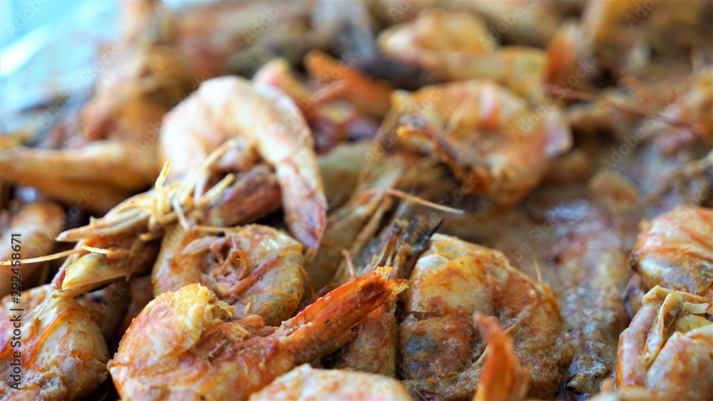 fresh shrimp on the grill