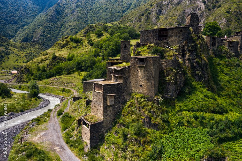 Obraz premium Shatili Fortress Town, Georgia. High up in the Georgian mountains.