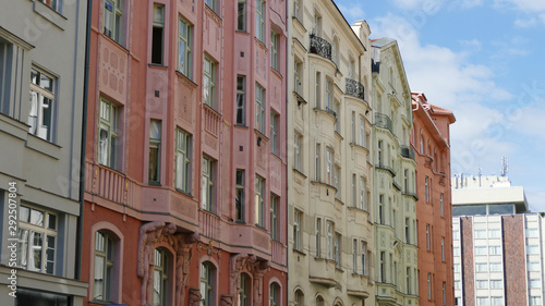 Prag: Rot, Gelb, Grün © Iven O. Schlösser