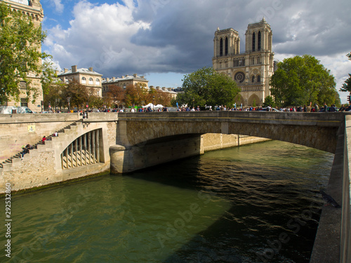 Francia, Parigi, la chiesa di Notre Dame dopo l'incendio del tetto,adesso in restauro.