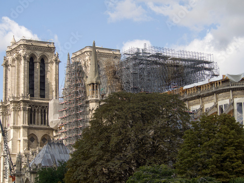Francia, Parigi, la chiesa di Notre Dame in restauro dopo l'incendio del tetto.