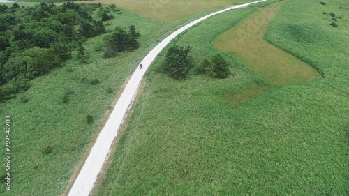 宗谷丘陵 白い道 ドローン空撮1