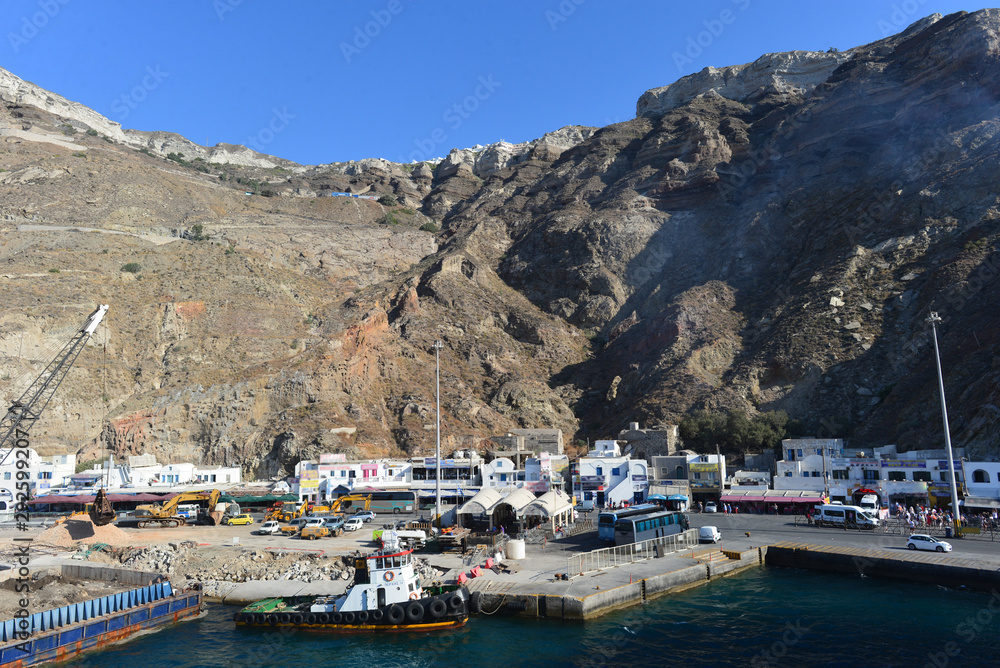 Fährhafen Santorin - Griechenland