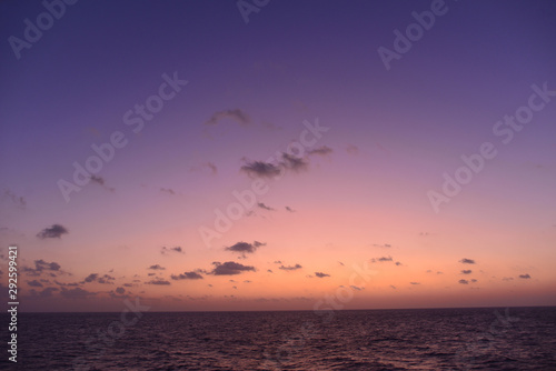 Sonnenuntergang im Südägäischen Meer, Griechenland © Ilhan Balta