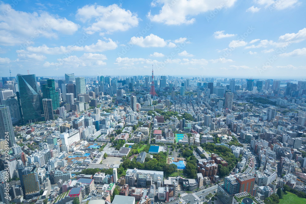 東京風景　2019年 地平線　青空と雲
