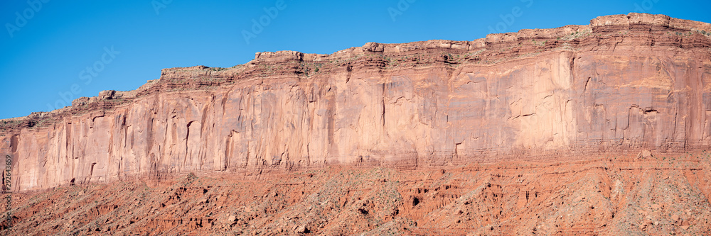 Fototapeta premium Panorama of a Sandstone Outcrop in Monument Valley, Arizona