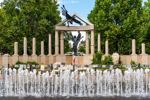 Photography Eine Gedenkstätte für die Opfer des Nationalsozialismus in Budapest, der Hauptst
