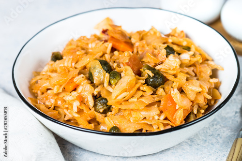 Cabbage stew with rice and vegetables.
