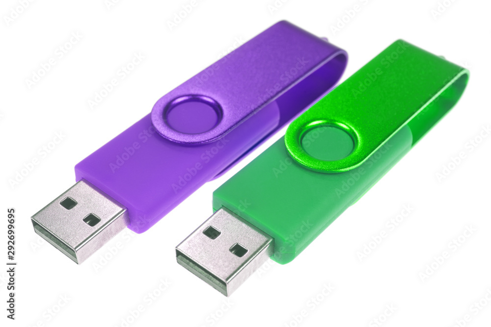Mehrere USB-Sticks mit sehr großem Speicher. Mehrere USB-Sticks mit sehr großem Speicher.