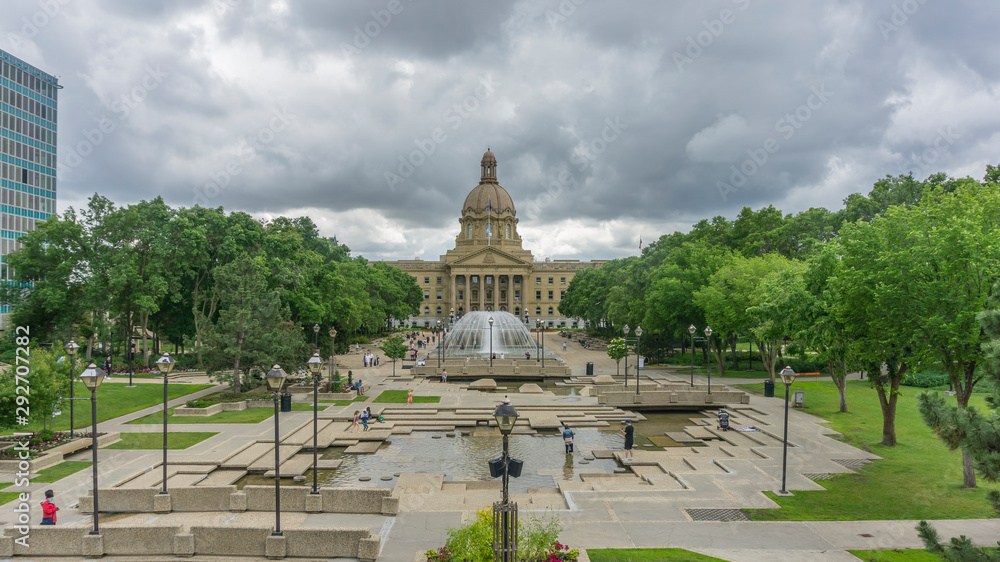 Alberta Legislature Building - Edmonton, Alberta, Canada - Cloudy day - Source.ARW