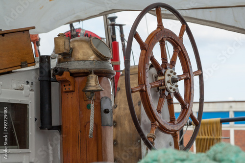 Steuerrad eines alten Segelschiffes