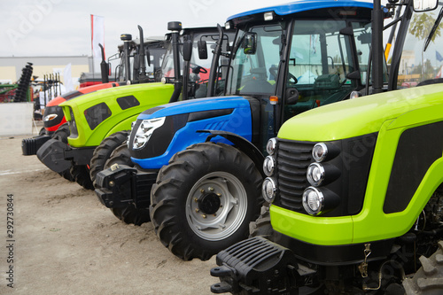 Agricultural tractor and its parts