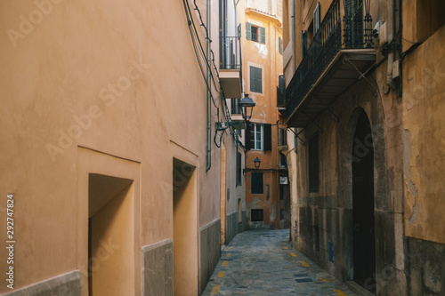 Fototapeta Naklejka Na Ścianę i Meble -  The streets of Mallorca, Spain.