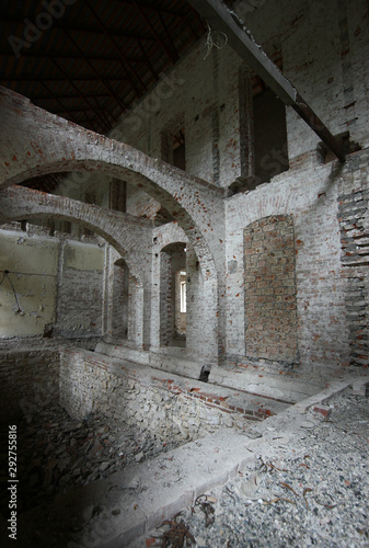 the internal architecture of the abandoned premises of the temple building