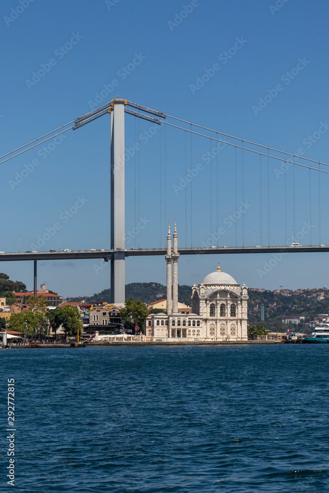 Obraz premium 15 July Martyrs Bridge over Bosporus at city of Istanbul