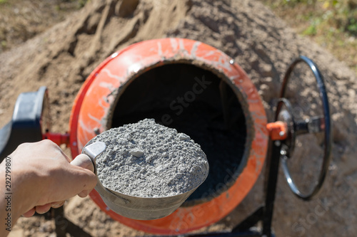 Electric cement mixer