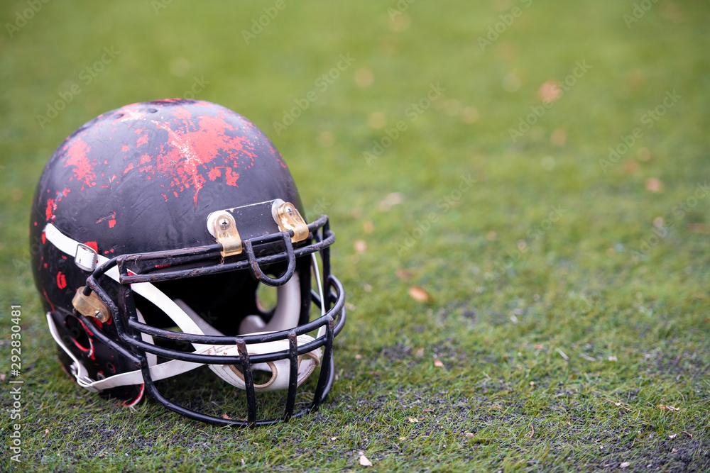 Naklejka black american football helmet