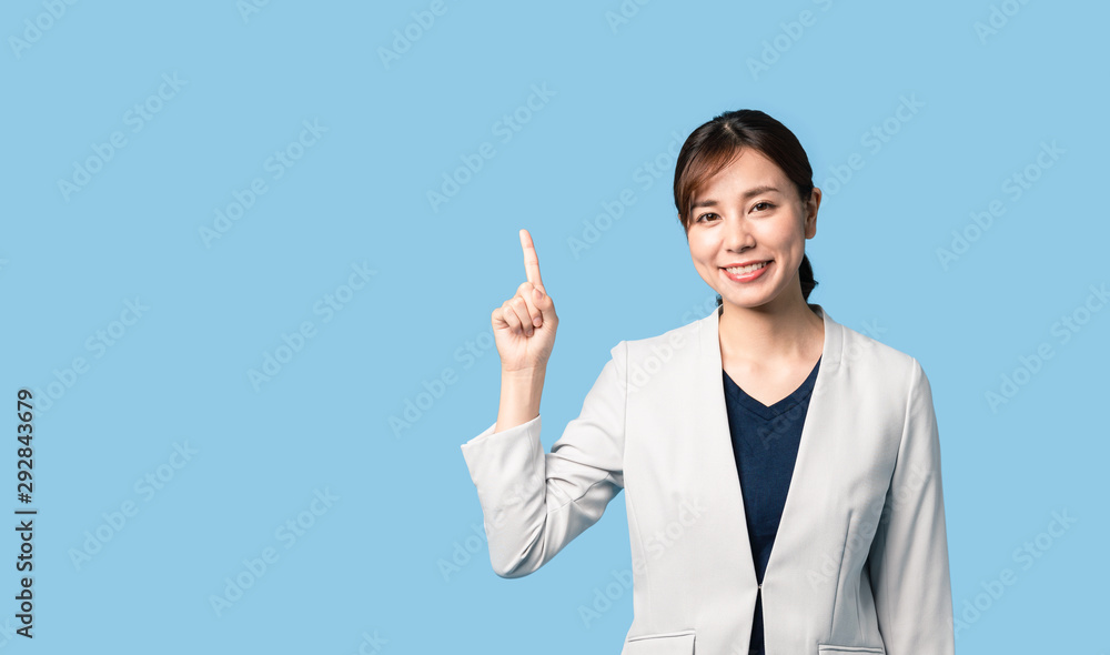 指さす女性 Stock 写真 Adobe Stock 指さす女性 Stock 写真 Adobe Stock