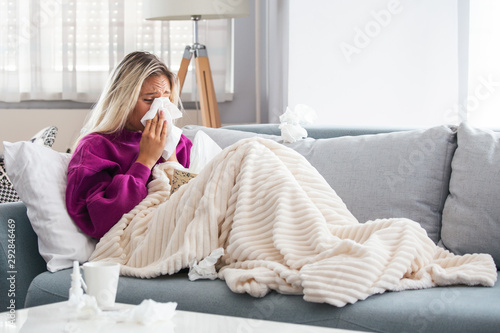 Εκτύπωση καμβά Sick day at home
