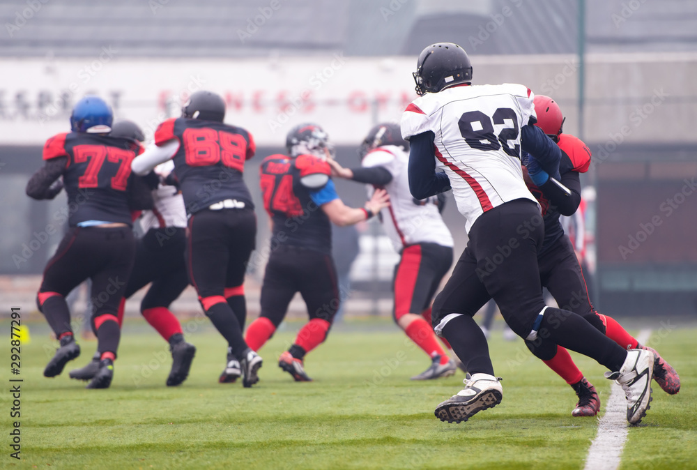 training match of professional american football players training match of professional american football players