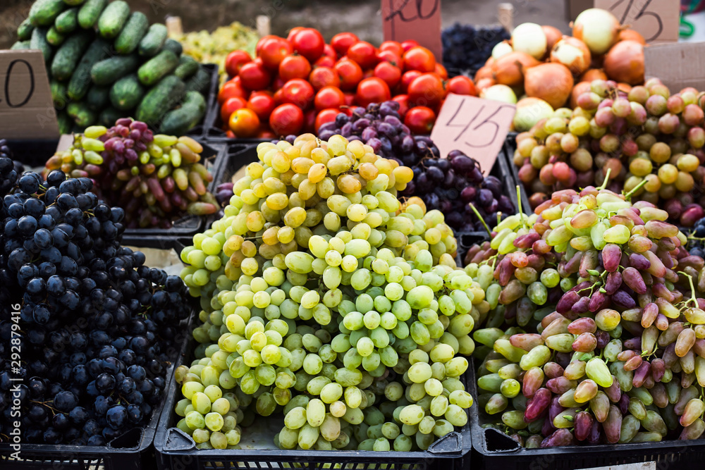 Grapes on the market selling crops before Thanksgiving