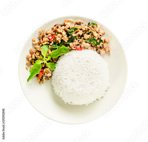 Fotografia Rice topped with stir-fried pork and basil.