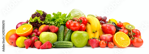 Fototapeta Naklejka Na Ścianę i Meble -  Isolated fruits and vegetables