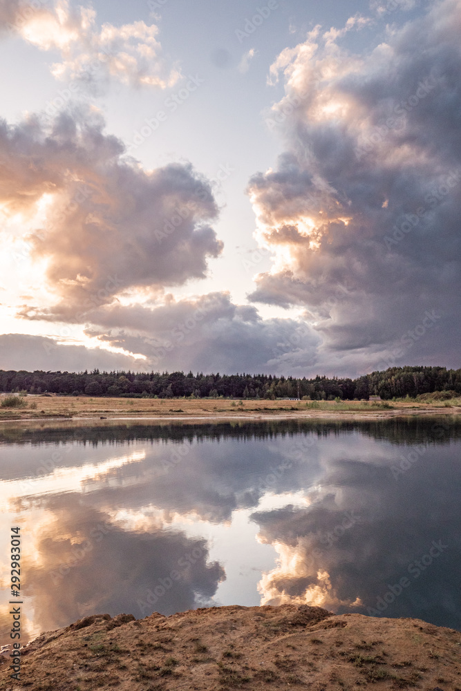 Fototapeta premium sunset over the lake