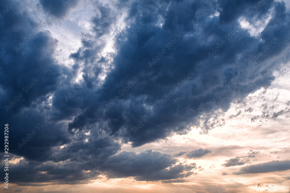 Fototapeta premium cloudy sunset