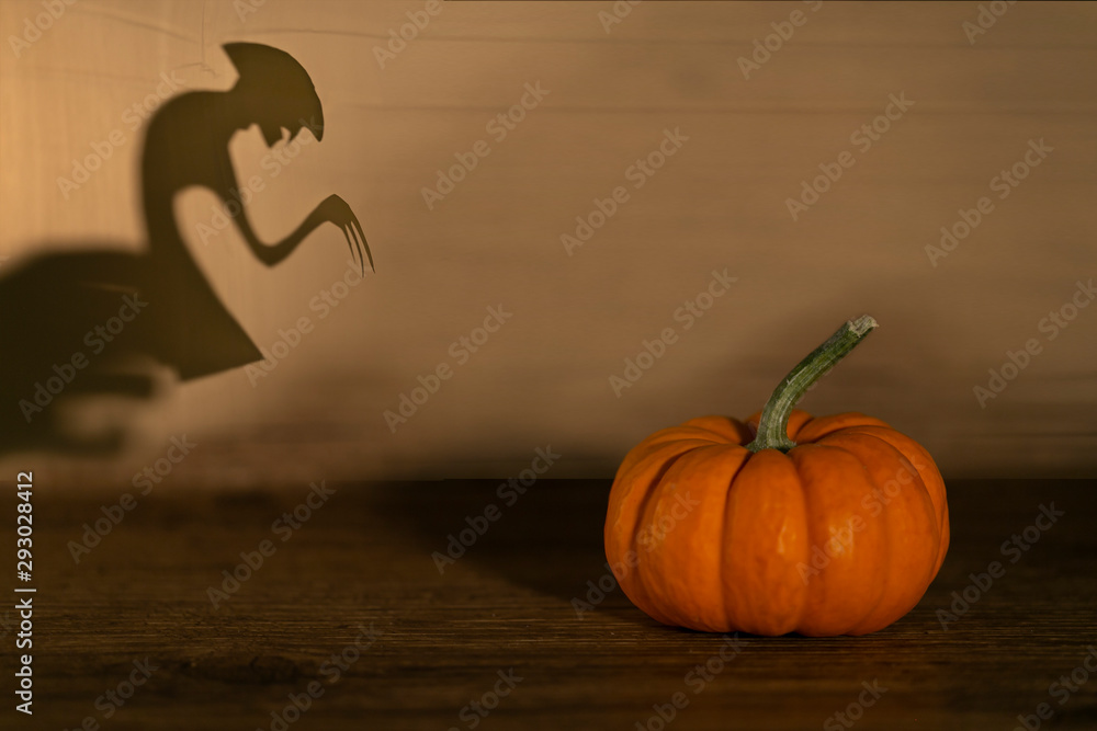 Φωτογραφία Halloween pumpkin on old wooden background