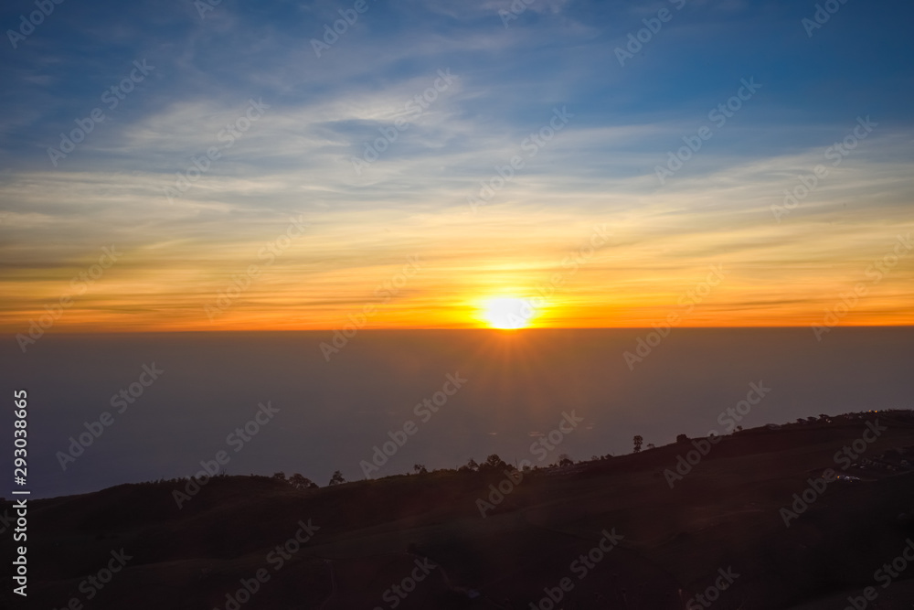 Obraz premium Morning sunrise on high mountains.