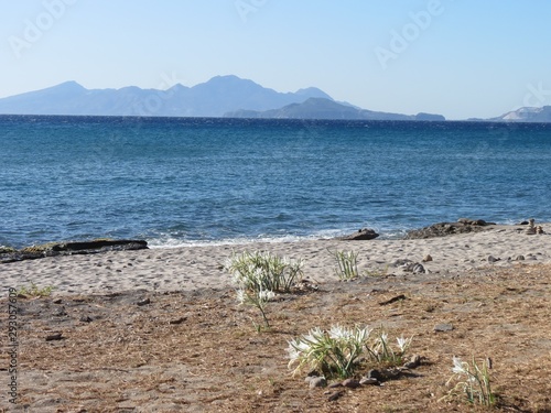 Strand Kos Blick auf Nisyros photo