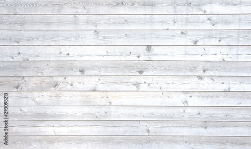 Weiß graue Holwand mit horizontalen Brettern