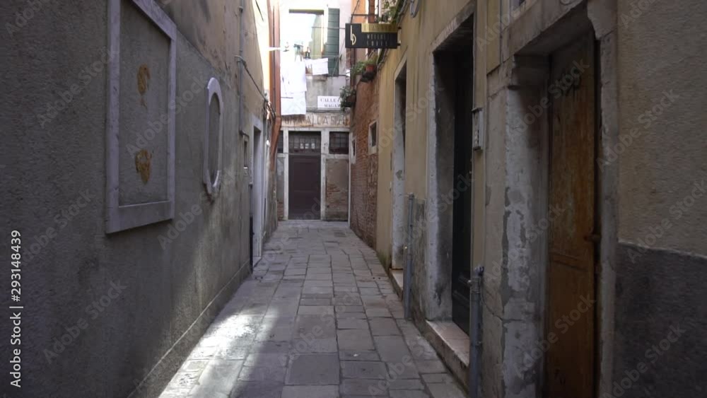 venice street walkway, Italy, zhiyun venice street walkway, Italy, zhiyun