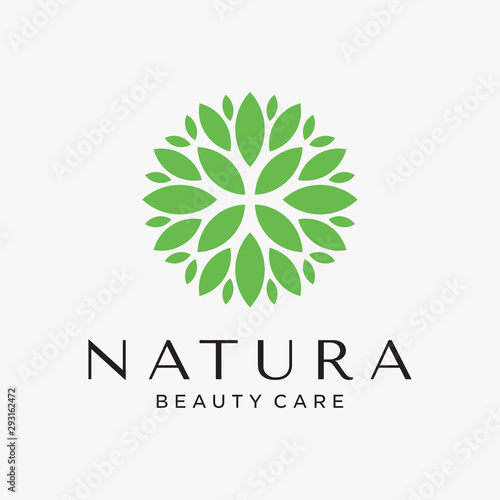 natural cosmetic logo with a beautiful flower concept, vector illustration