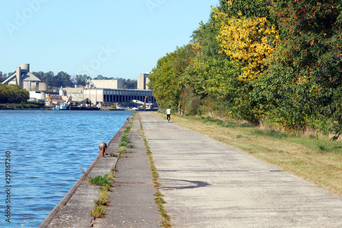 Fotografia Un cycliste sur les quais